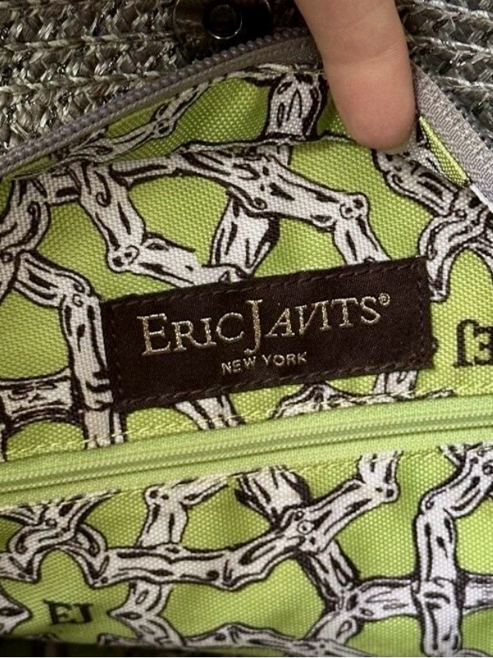 Eric Javits Silver Raffia Woven Tote Shoulder Bag - Picture 6 of 11
